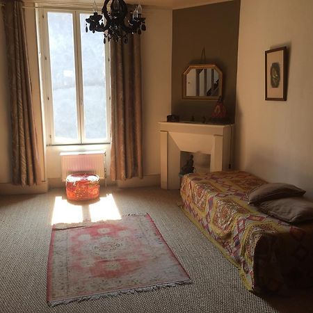 Avec Plaisir Bed & Breakfast Saint-Plaisir Exterior photo