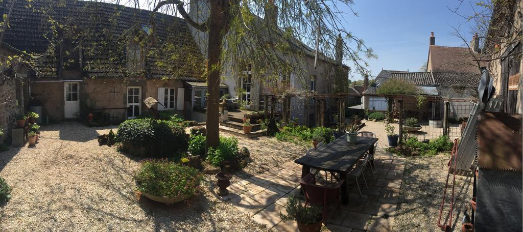 Avec Plaisir Bed & Breakfast Saint-Plaisir Exterior photo